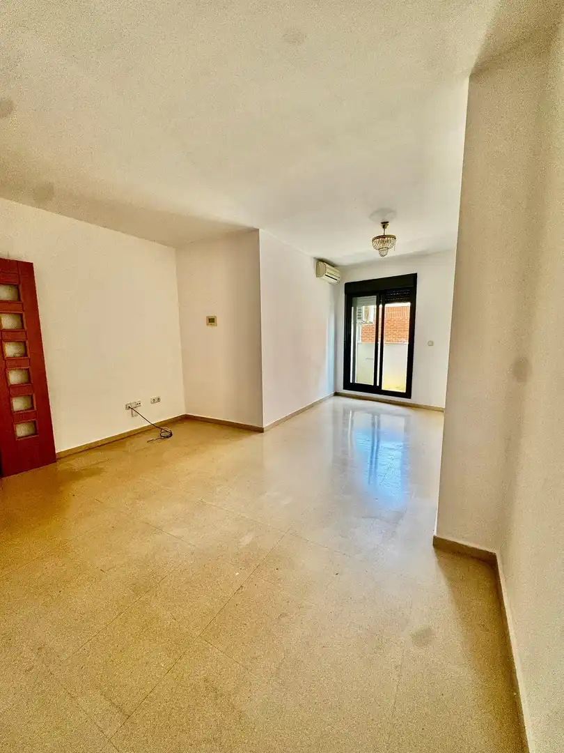 Sala d'estar de Apartament en venda en Dénia amb Aire condicionat, Calefacció i Jardí privat