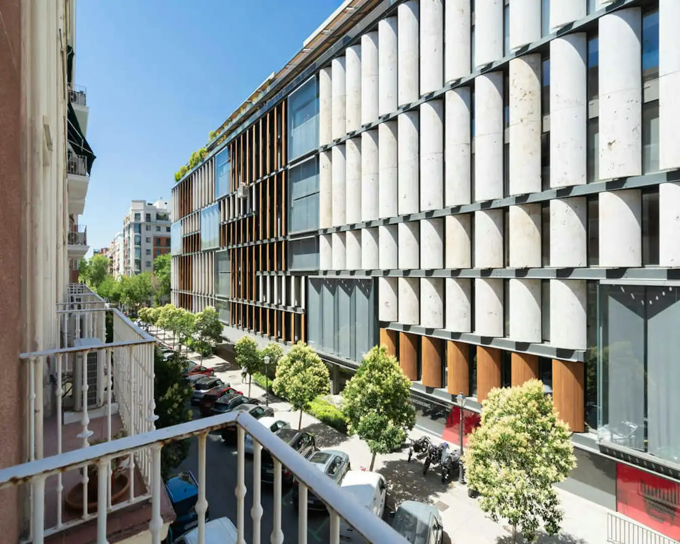 Vista exterior de Pis per a compartir en Madrid amb Aire condicionat, Rentadora i Internet