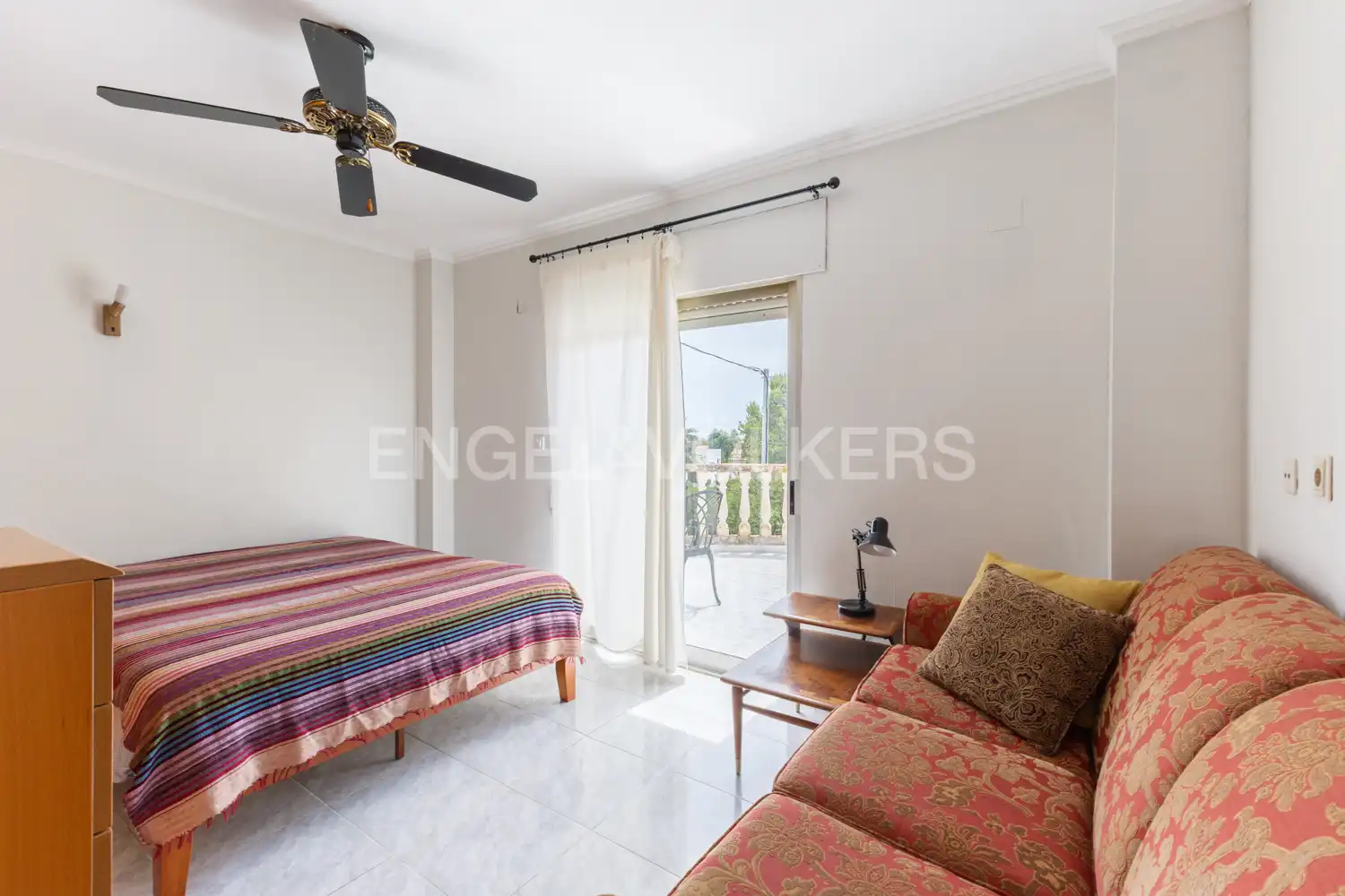 Habitación de Casa o chalet en venta en Vinaròs con Aire acondicionado, Calefacción y Jardín privado