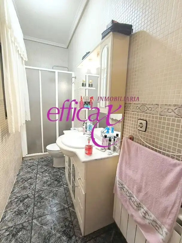 Bathroom of Houses for sale in Burujón  with Heating