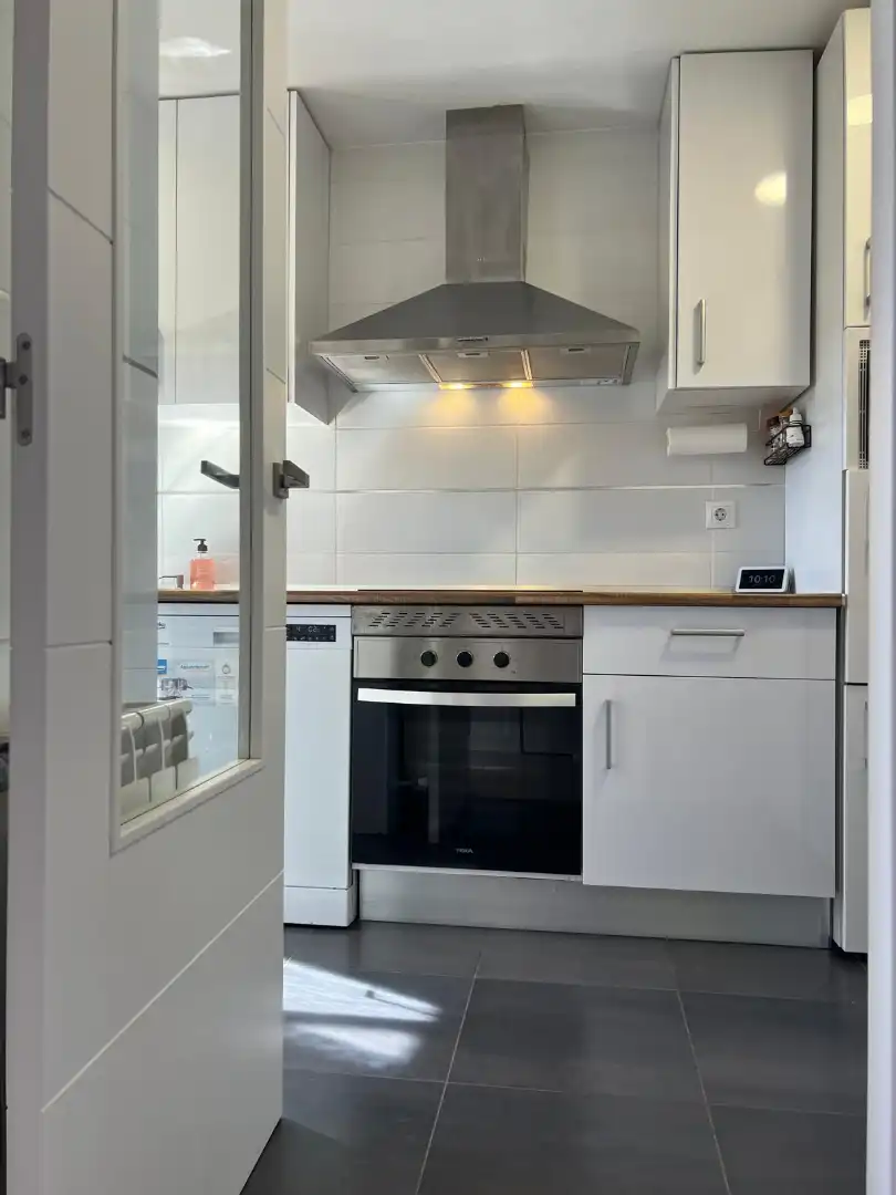 Cocina de Casa adosada en venta en Villalbilla con Aire acondicionado, Calefacción y Jardín privado