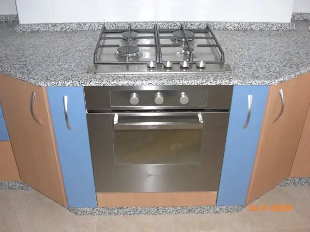 Cocina de Piso de alquiler en Ferrol con Calefacción, Parquet y Horno