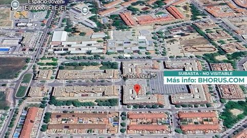 Foto 2 de Piso en venta en Tres de Abril, 5, Ayuntamiento - Avenida Siglo XXI, Azuqueca de Henares