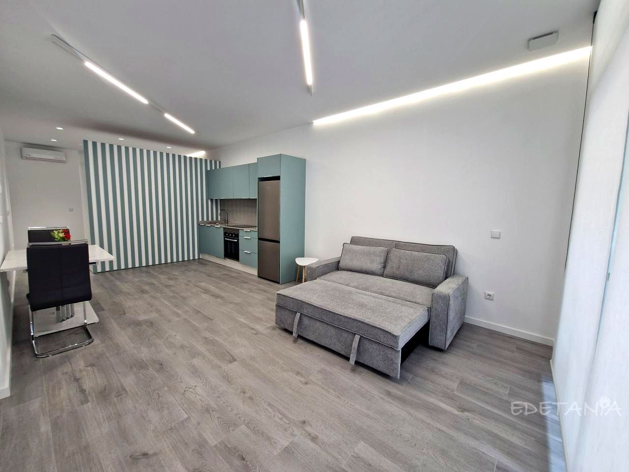 Sala d'estar de Planta baixa de lloguer en Moncada amb Aire condicionat i Moblat