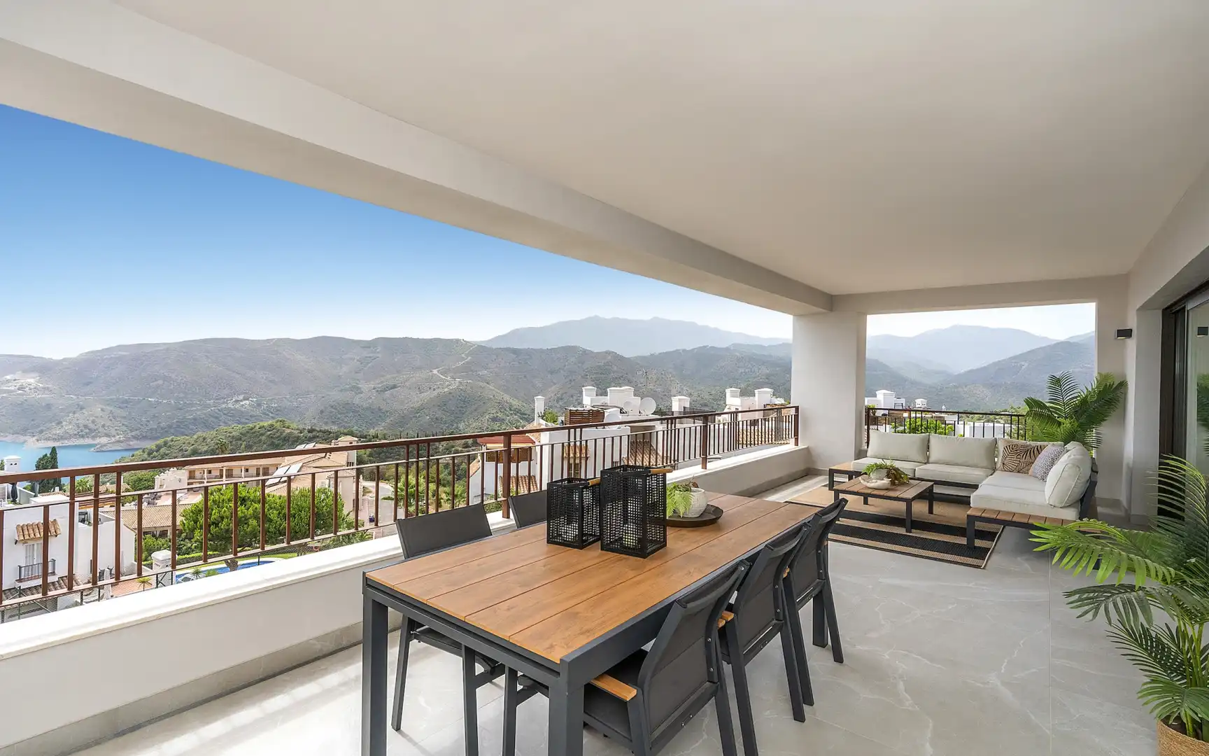 Apartamento con piscina en venta en Istán, imagen 8
