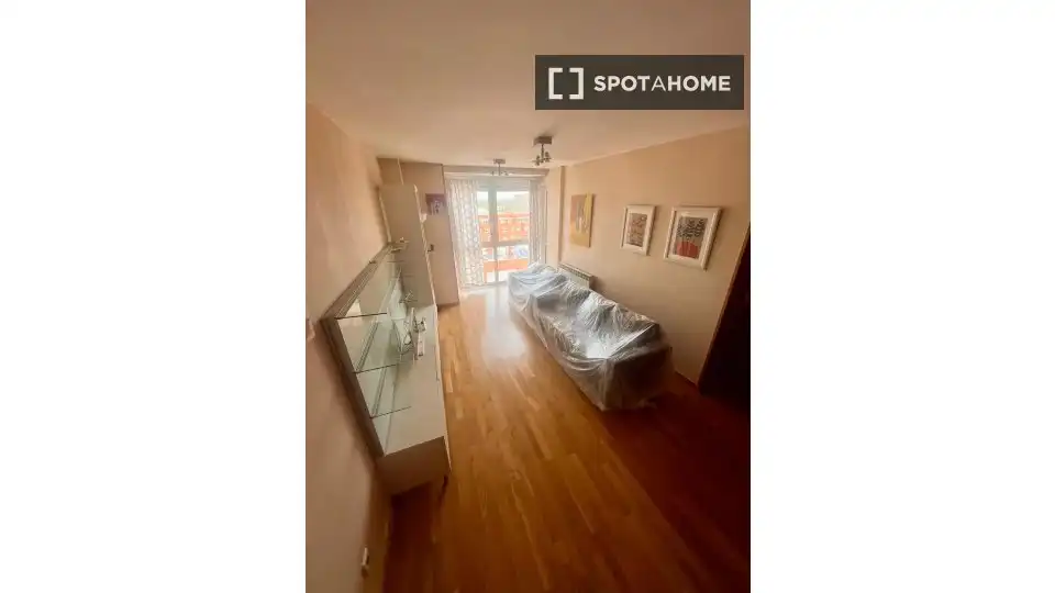 Bedroom of Flat for share in Madrid  with Air Conditioner, Heating and Terrace
