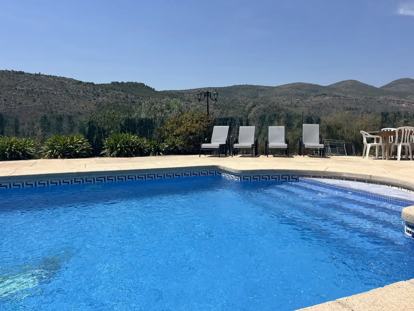 Casa rústica amb jardí en venda a Benissa pueblo