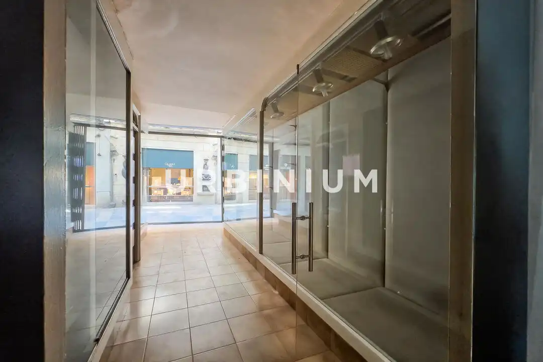 Commercial properties for rent in Girona