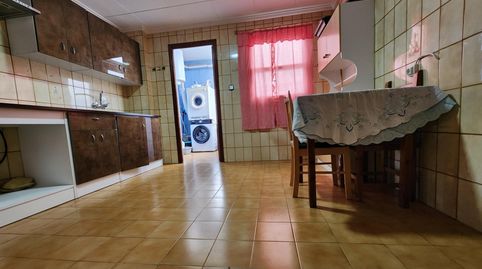 Foto 5 de Piso en venta en Crevillent, Alicante