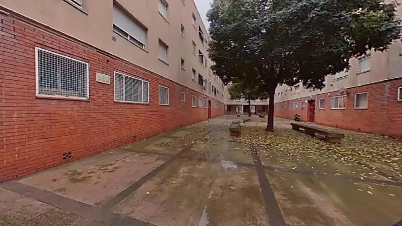 Vista exterior de Pis en venda en El Prat de Llobregat