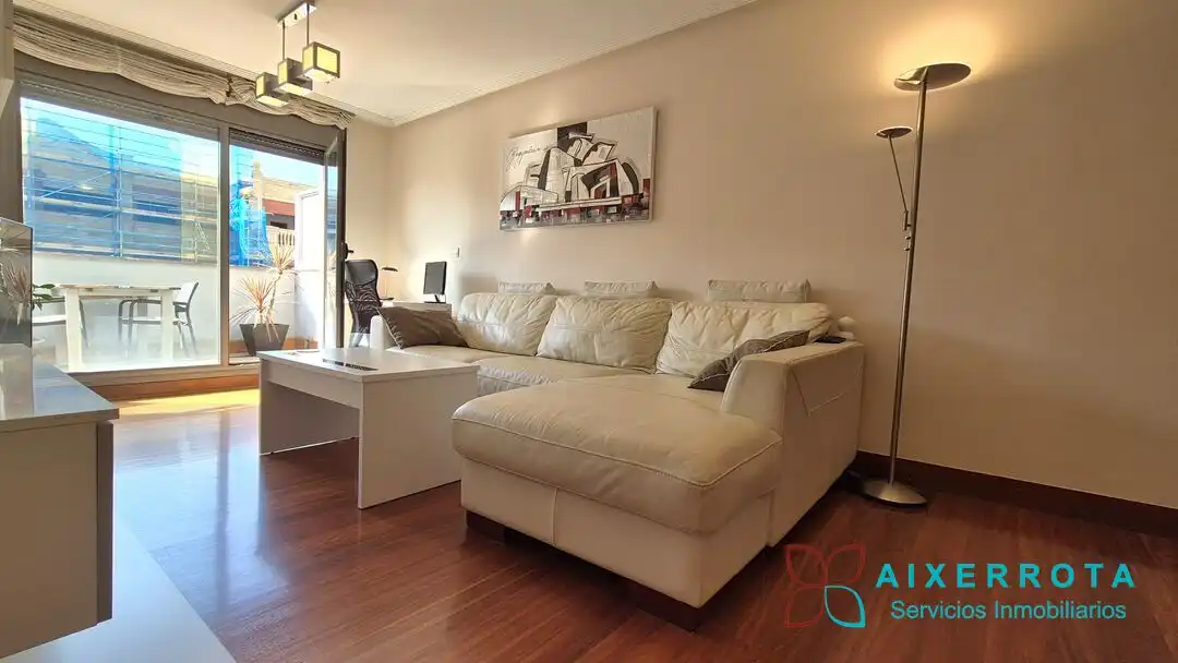 Sala de estar de Ático en venta en Leioa con Calefacción, Terraza y Trastero