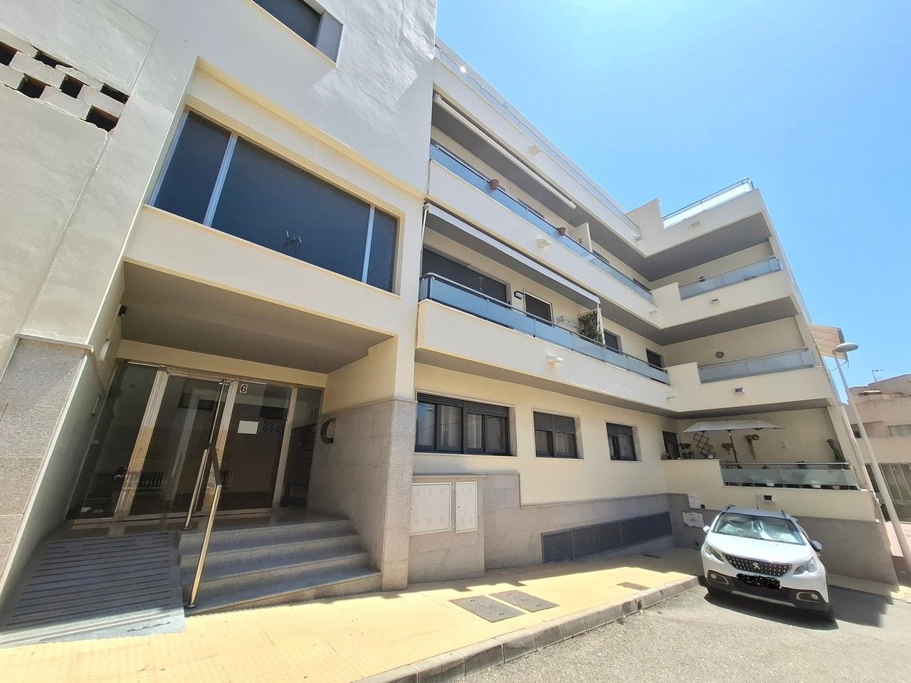 Vista exterior de Apartament en venda en Cuevas del Almanzora amb Aire condicionat i Terrassa