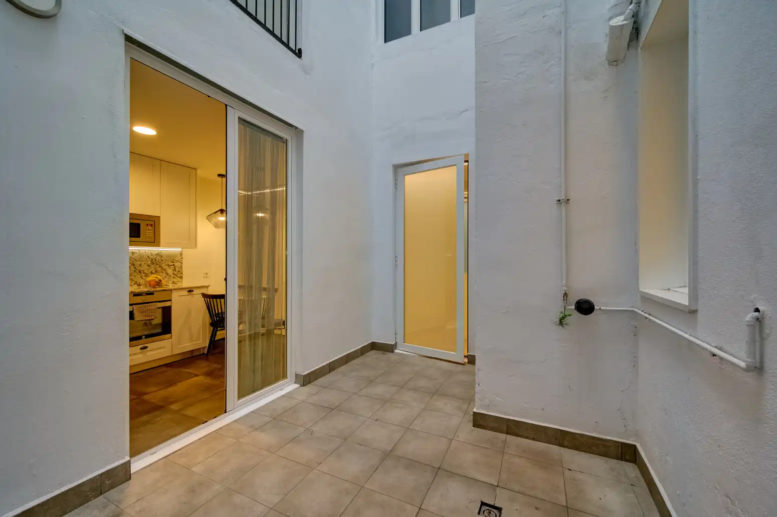 Terraza de Piso en venta en  Pamplona / Iruña con Calefacción, Parquet y Amueblado
