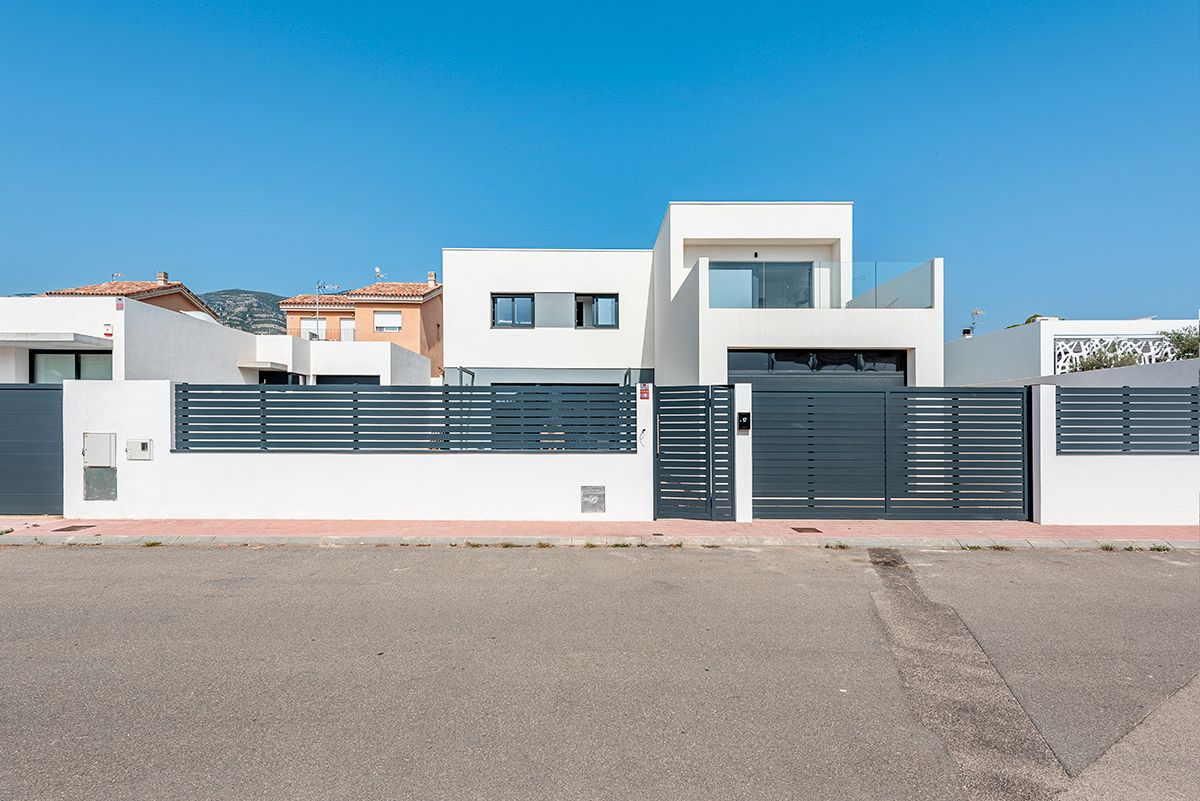Exterior view of House or chalet for sale in Alcanar  with Air Conditioner, Heating and Private garden
