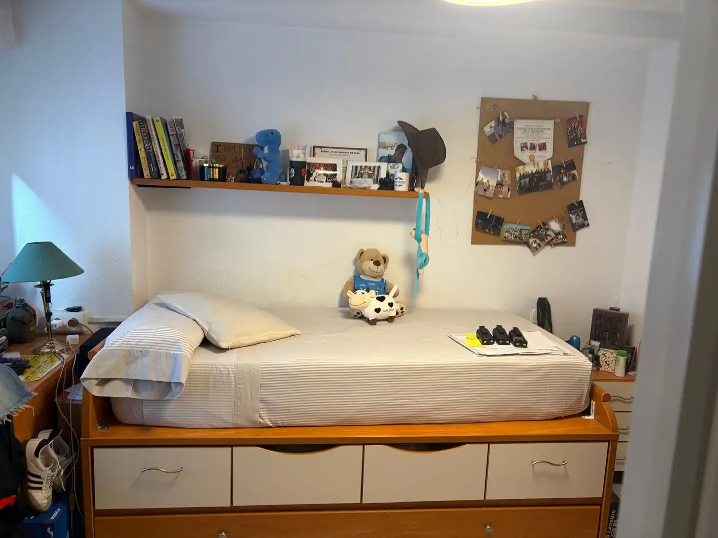 Habitación de Piso en venta en Villena con Horno, Balcón y Internet