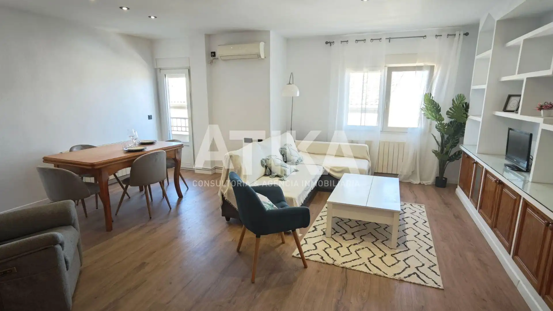 Sala de estar de Piso en venta en Agullent con Aire acondicionado, Calefacción y Parquet