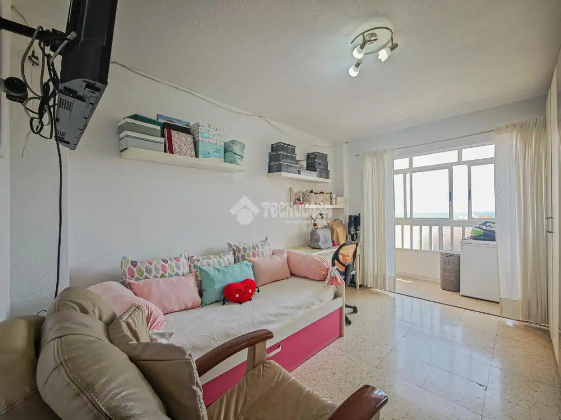 Habitación de Ático en venta en Arona
