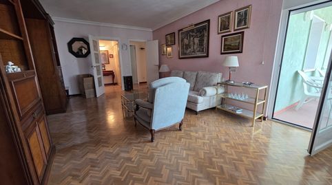 Foto 5 de Piso en venta en Paseo de la Reina Cristina, Jerónimos, Madrid Capital