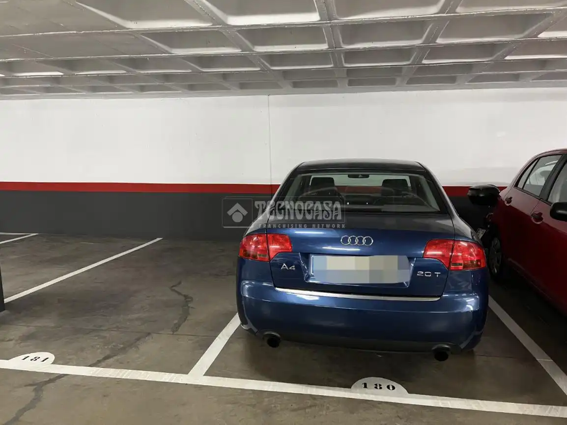 Einzelparkplatz zum Verkauf in Latina, imagen 2