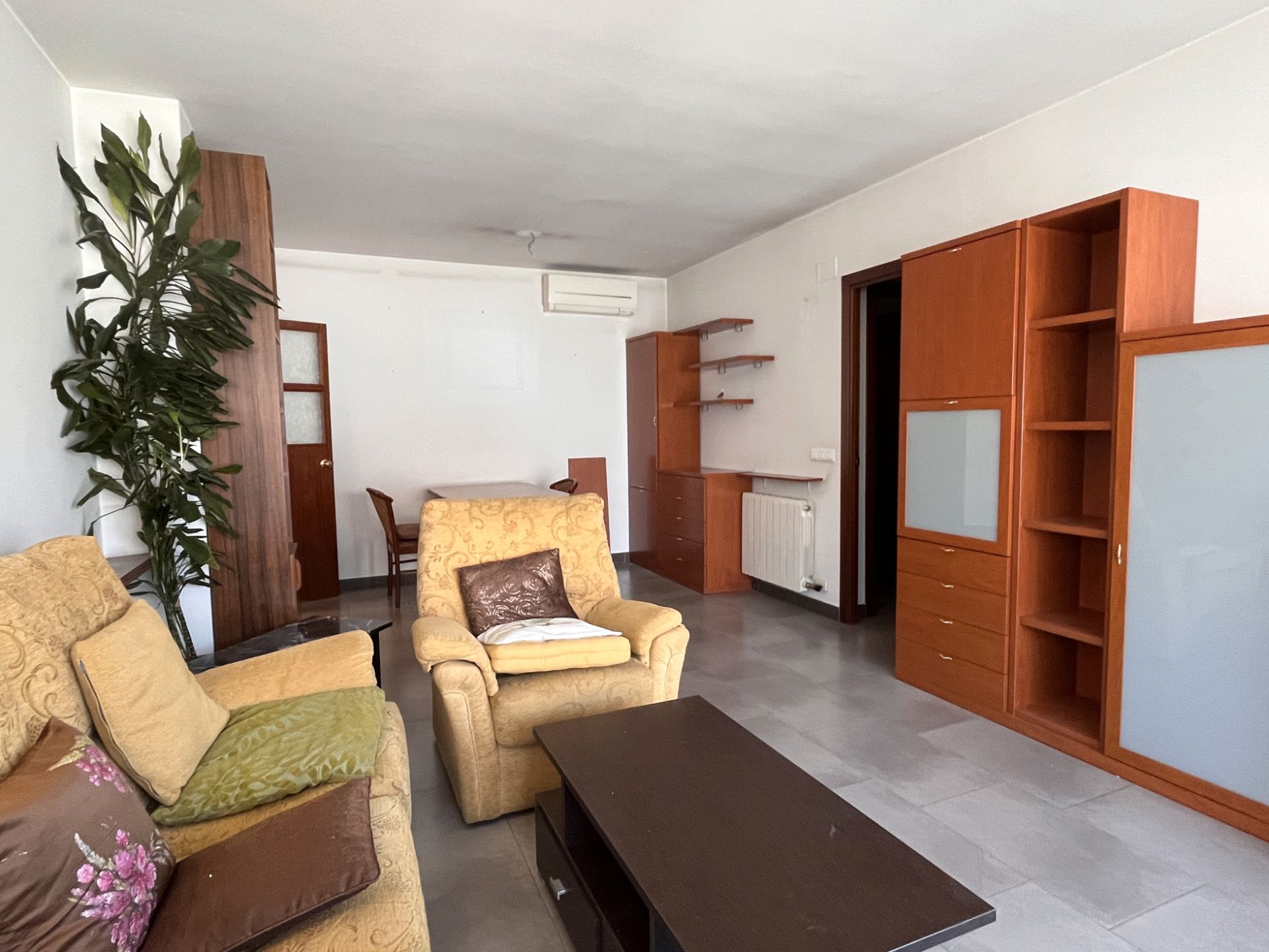 Sala d'estar de Pis en venda en Girona Capital amb Aire condicionat, Calefacció i Forn