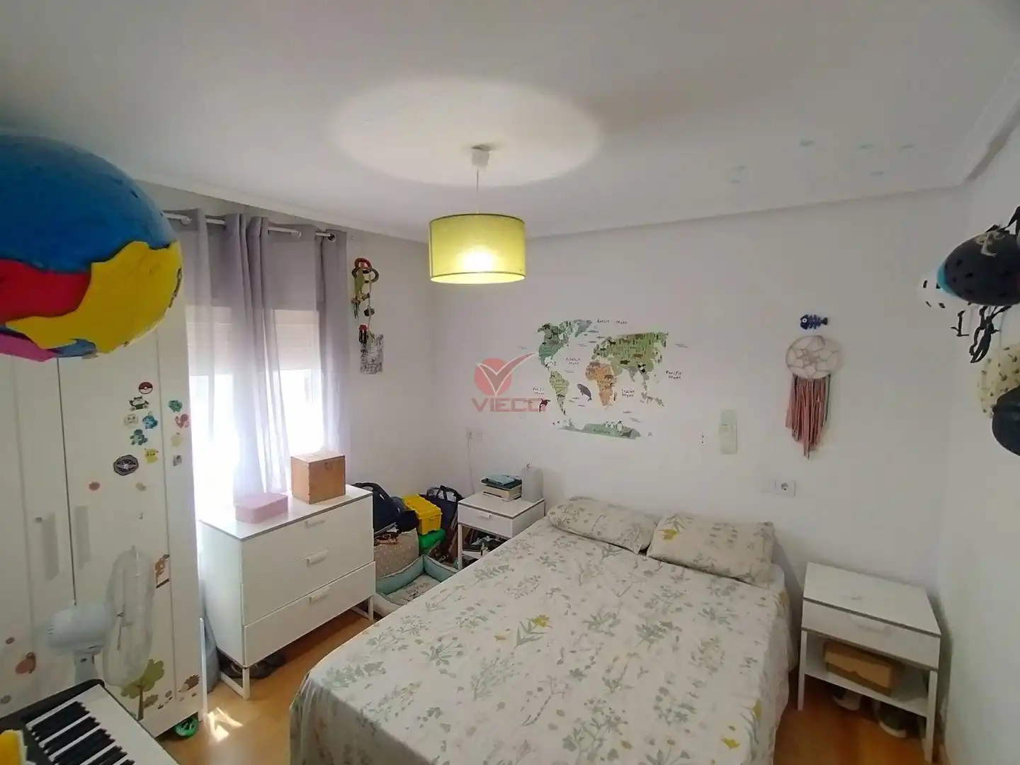 Habitación de Piso en venta en Cuenca con Calefacción, Jardín privado y Trastero