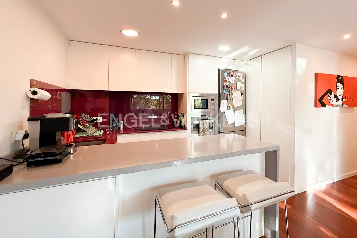 Kitchen of Flat for rent in Paterna  with Air Conditioner, Heating and Parquet flooring