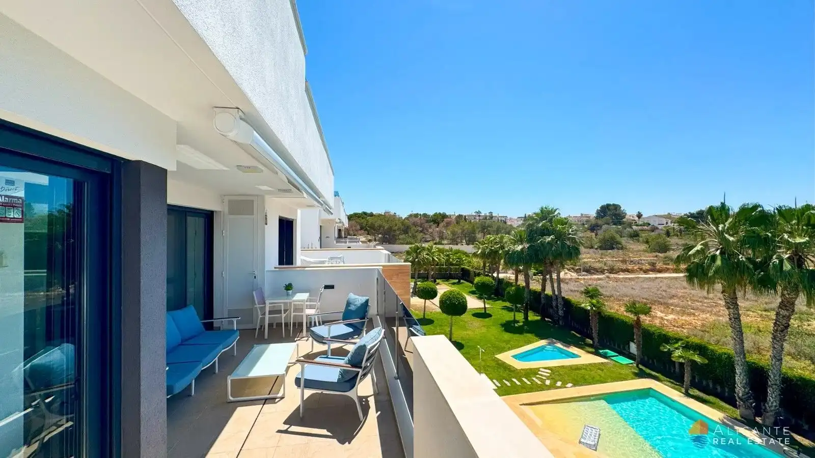 Apartament amb piscina en venda a Orihuela Costa