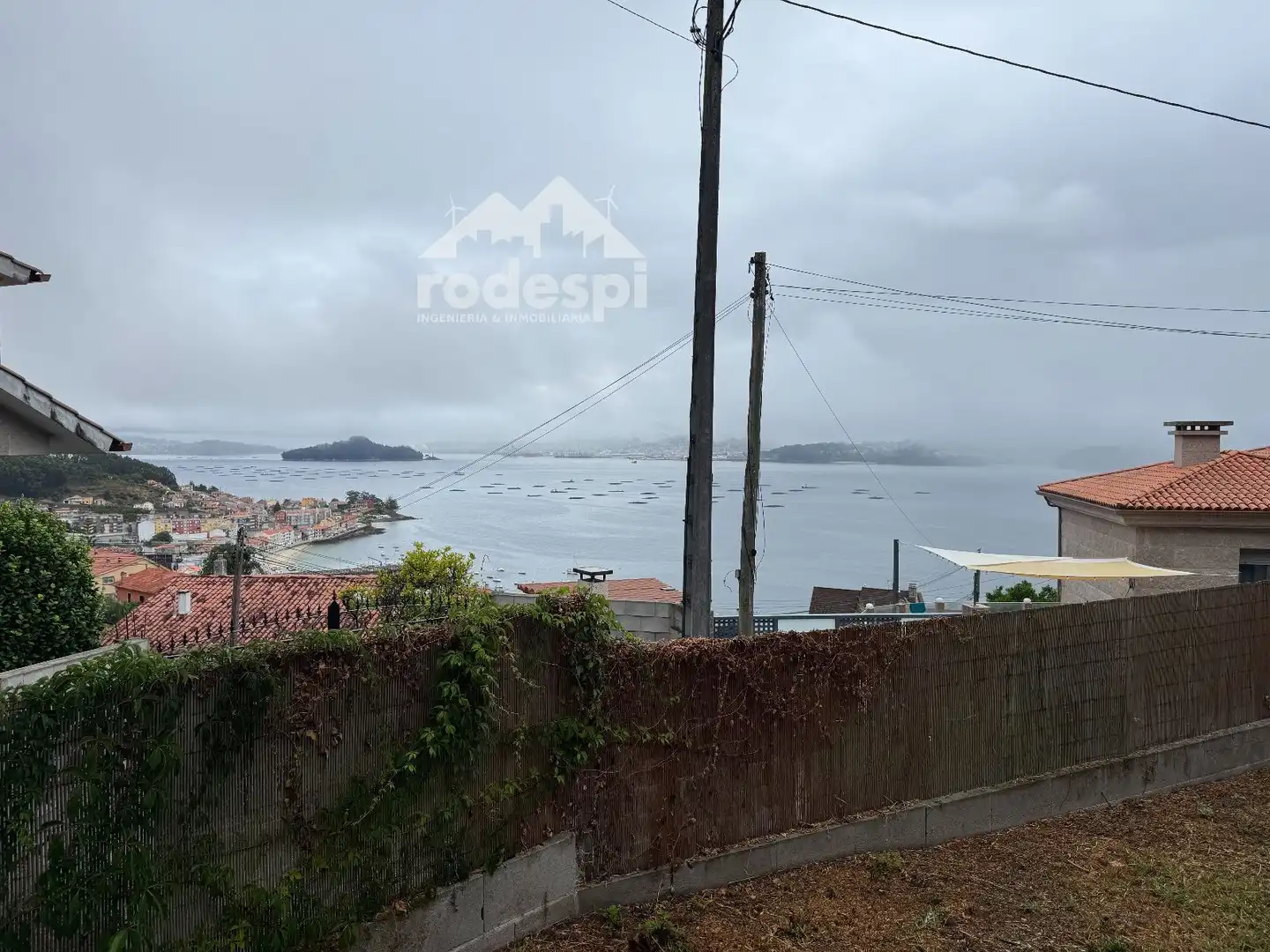 Außenansicht von Haus oder Chalet zum Verkauf in Sanxenxo mit Heizung, Abstellraum und Möbliert