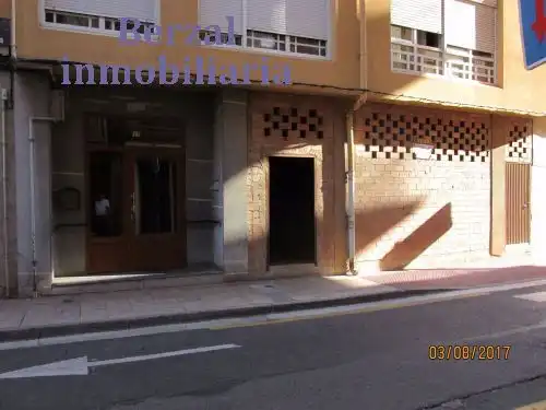 Locale commerciale in vendita a Calle Calle Siervas de Jesús