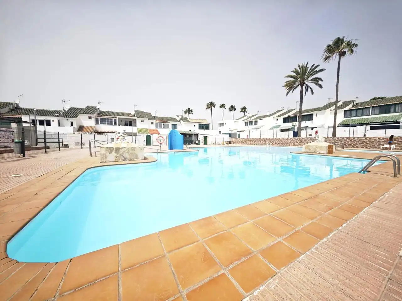 Maison avec piscine à louer à Calle Doctor Juan Bosch Millares