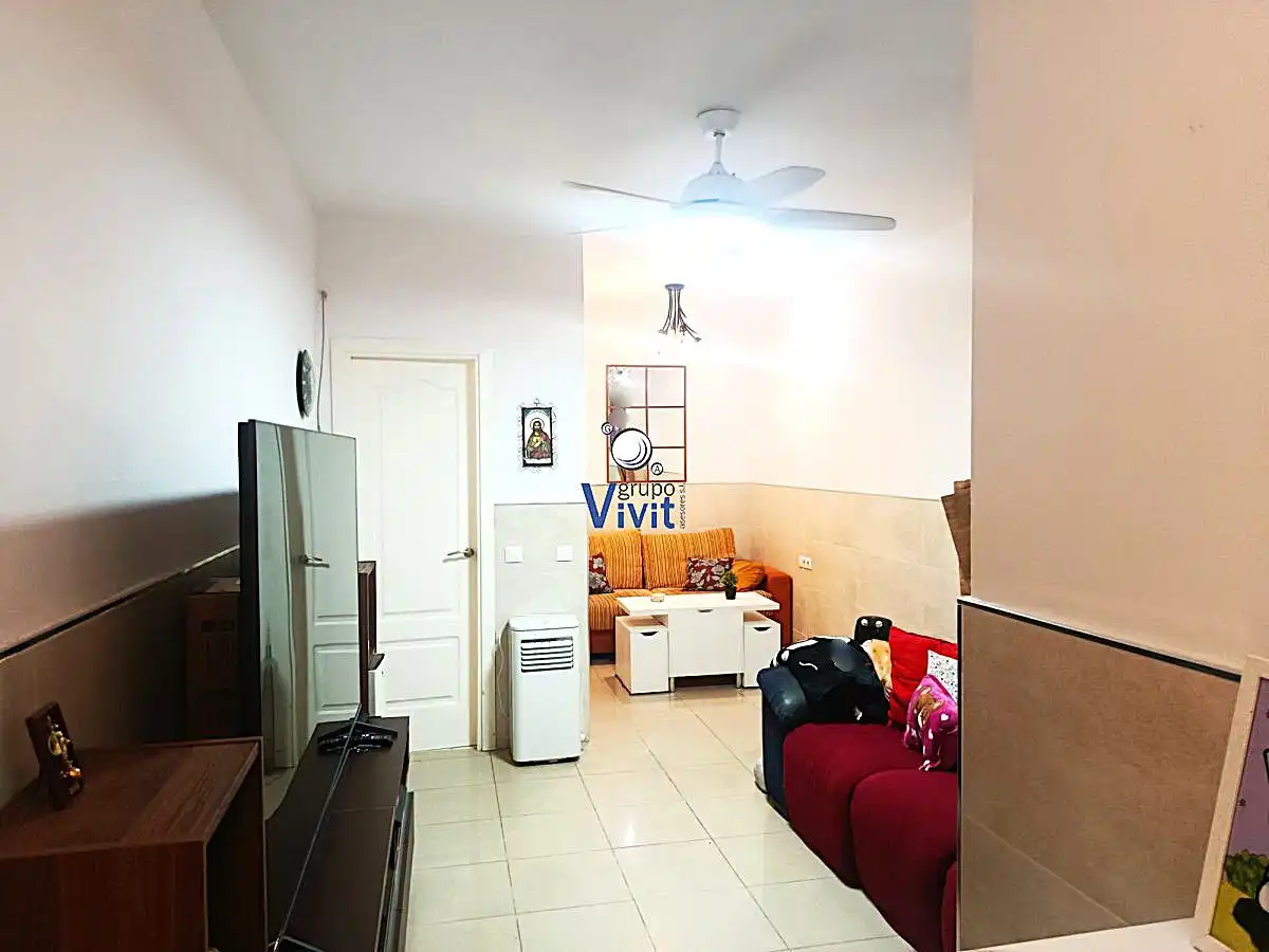 Sala de estar de Casa o chalet en venta en Sevilla con Aire acondicionado y Terraza