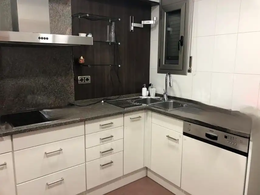 Cocina de Piso de alquiler en Vilafranca del Penedès con Aire acondicionado, Calefacción y Horno