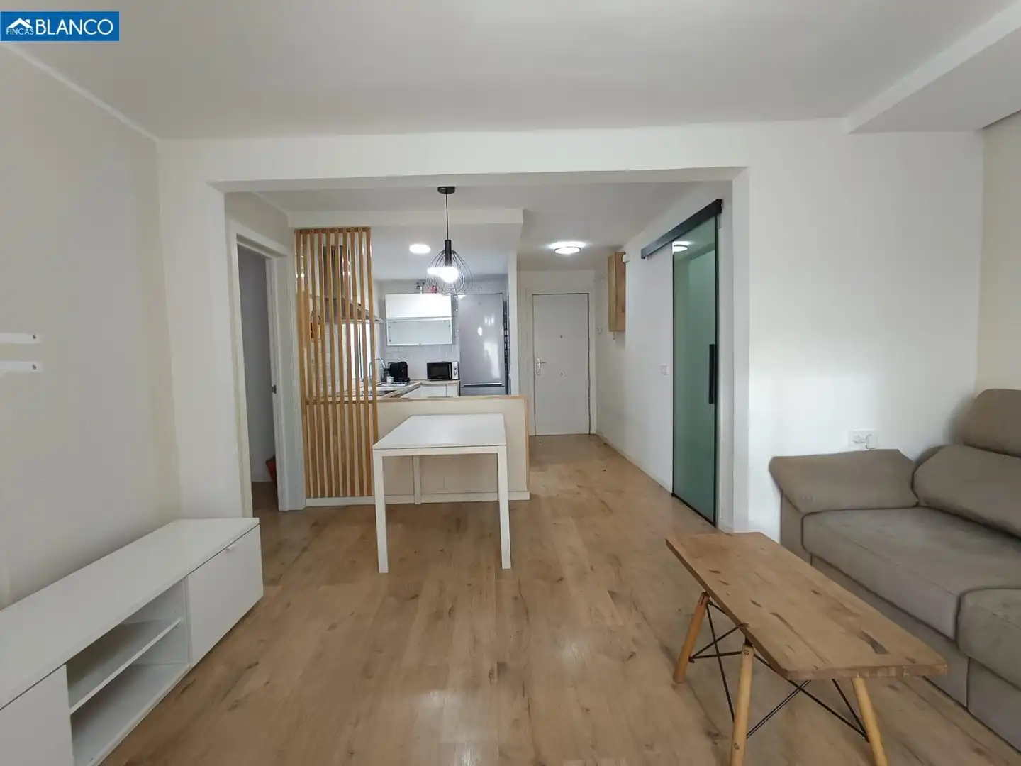 Àtic en venda en L'Hospitalet de Llobregat amb Calefacció, Parquet i Terrassa