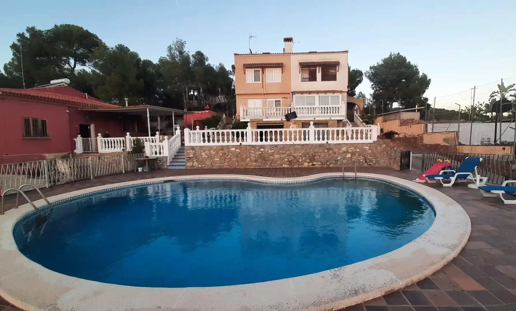 Casa pareada con terraza en venta en MONTE HORQUERA
