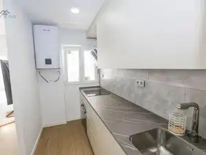 Cuina de Pis de lloguer en Almuñécar amb Aire condicionat, Terrassa i Moblat