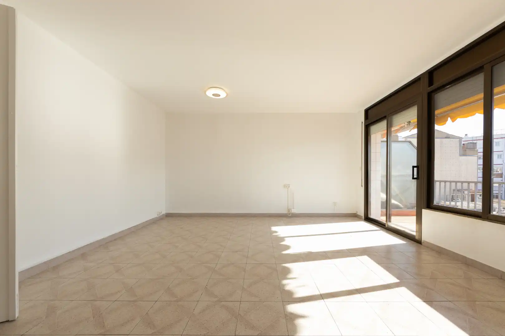 Piso en venta en Carrer de Mallorca, 7, Nou Eixample Sud