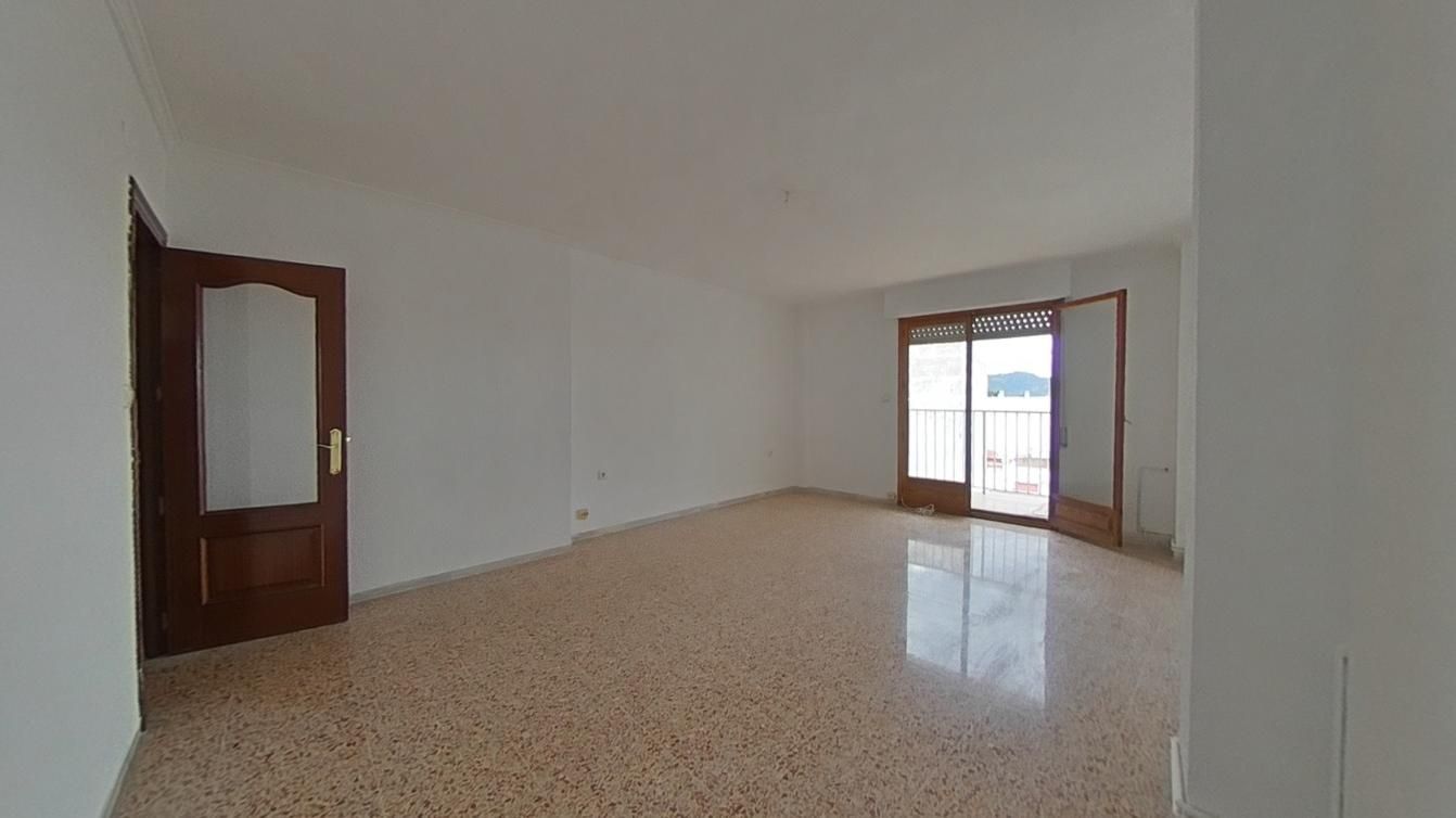 Pis en venda a C/ Escultor Navarro Santafé , Las Cruces