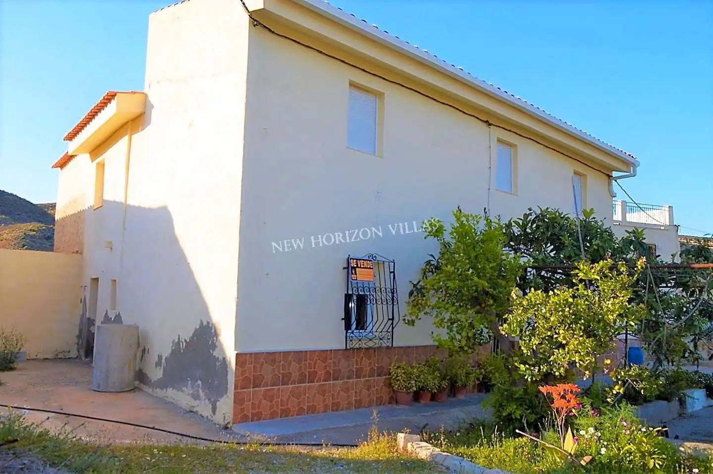 Vista exterior de Casa o xalet en venda en Arboleas amb Calefacció, Jardí privat i Traster