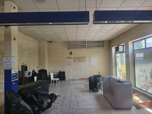 Local comercial en Venta en Pueblo