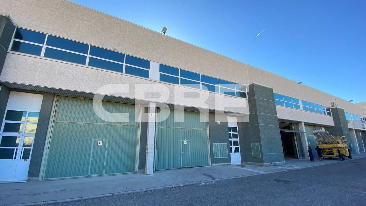 Exterior view of Industrial buildings to rent in  Madrid Capital