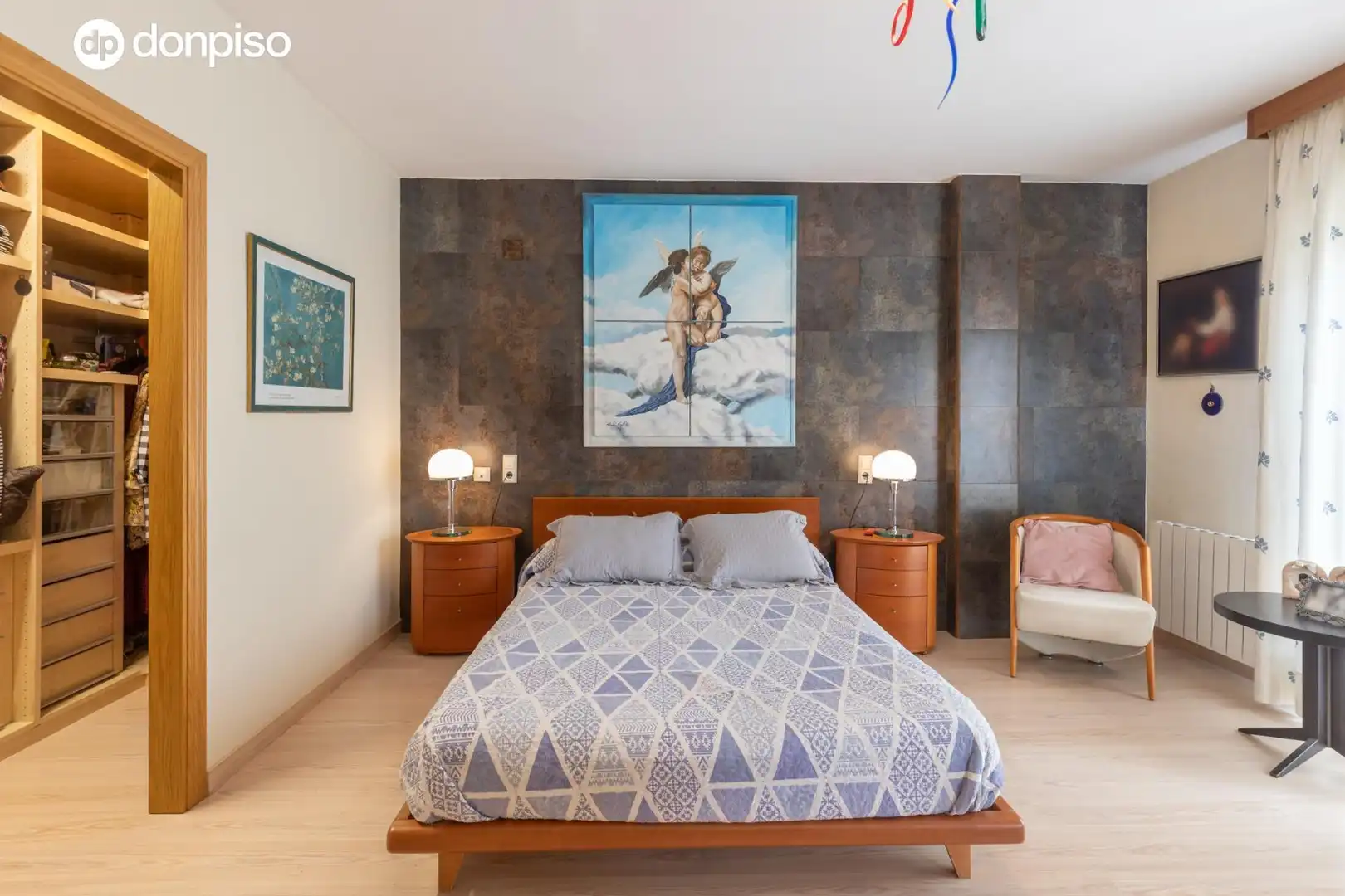 Habitación de Casa adosada en venta en Granada con Aire acondicionado, Calefacción y Balcón