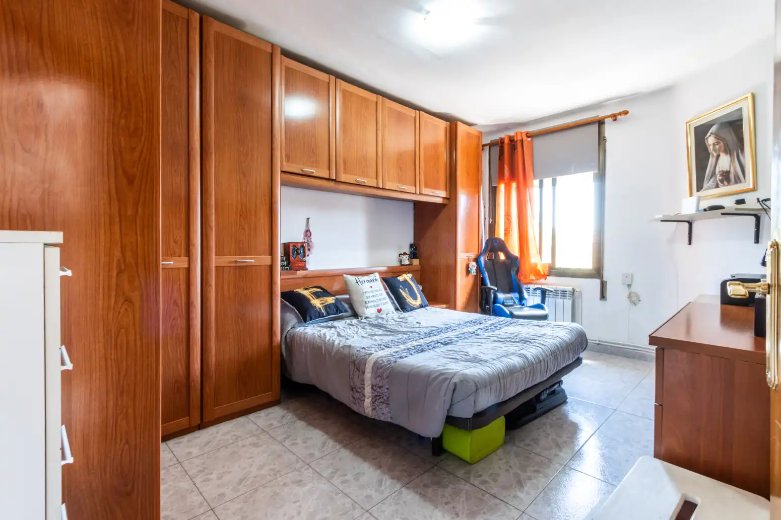 Habitación de Piso en venta en Terrassa con Aire acondicionado, Calefacción y Balcón