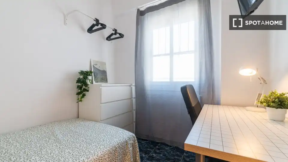 Habitación de Piso para compartir en Massamagrell con Aire acondicionado, Calefacción y Amueblado