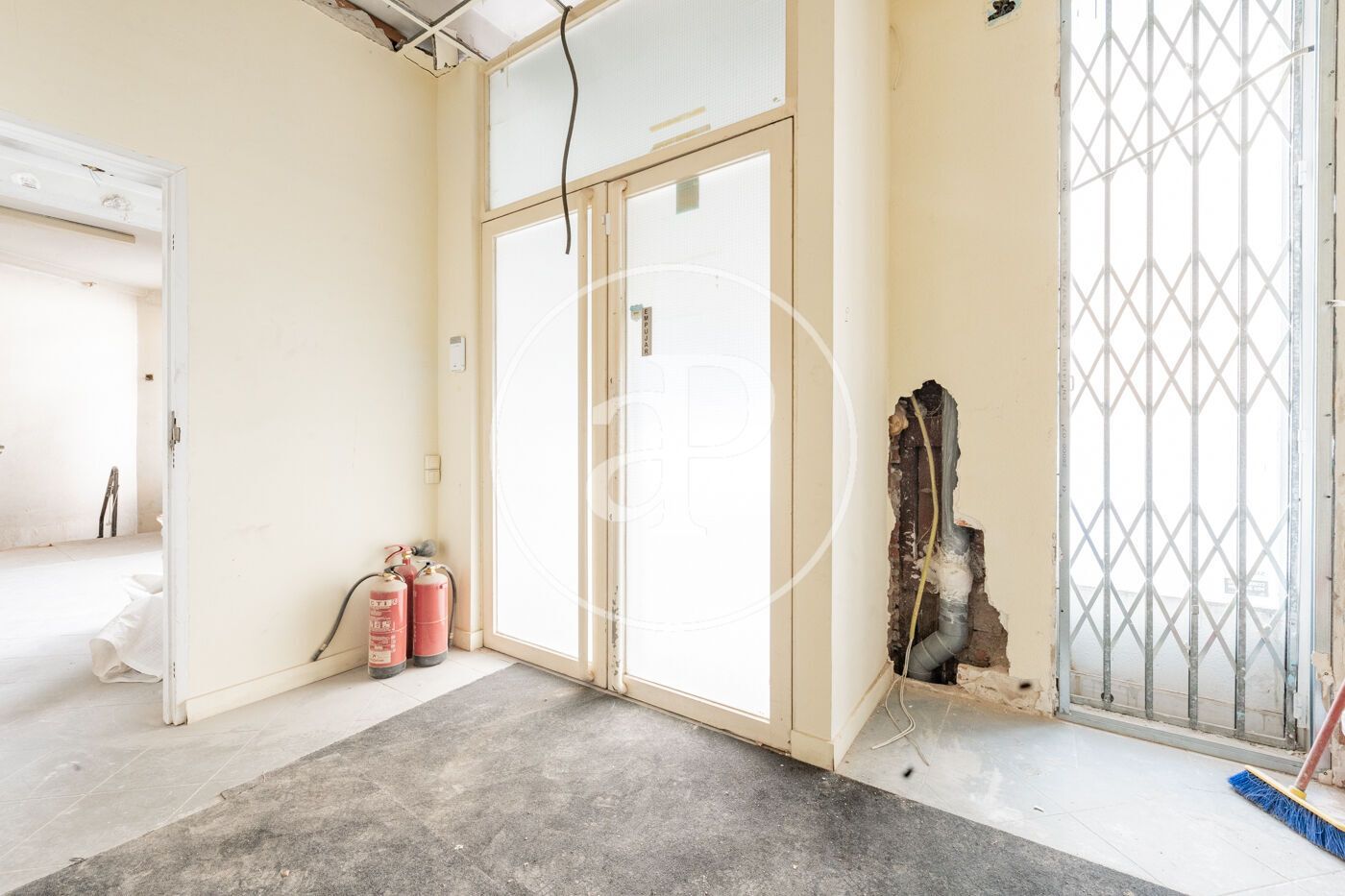 Duplex for sale in  Madrid Capital  with Heating and Storage room