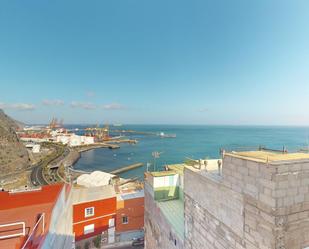 Exterior view of Flat for sale in  Santa Cruz de Tenerife Capital  with Terrace