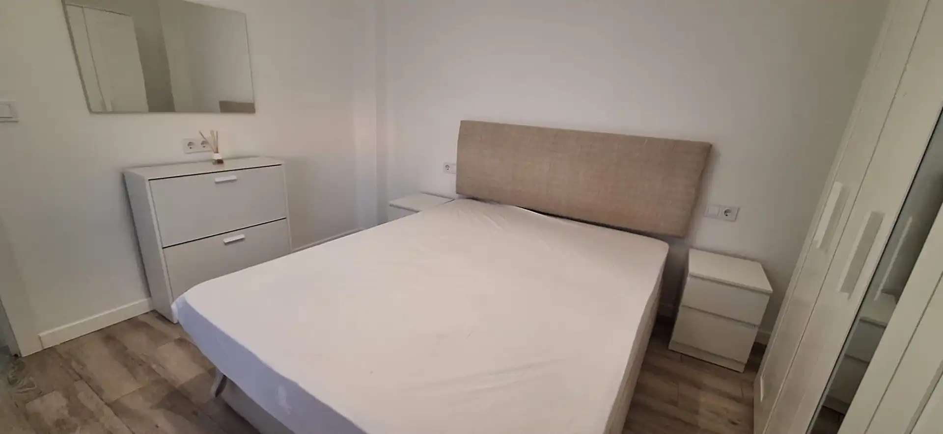 Bedroom of Flat for rent in Málaga  with Furnished, Oven and Washing machine