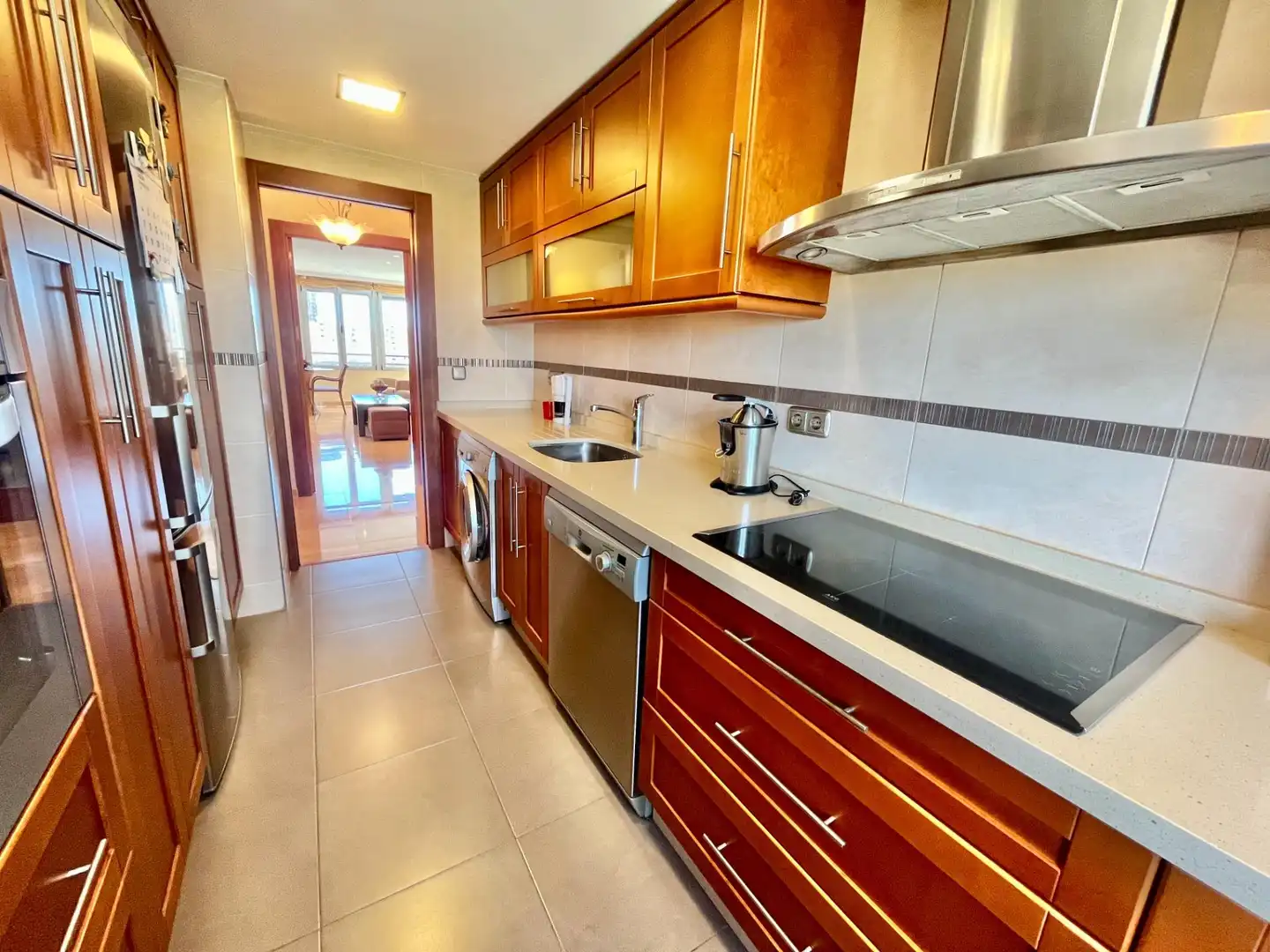 Cocina de Piso en venta en Alicante / Alacant con Aire acondicionado, Calefacción y Piscina comunitaria