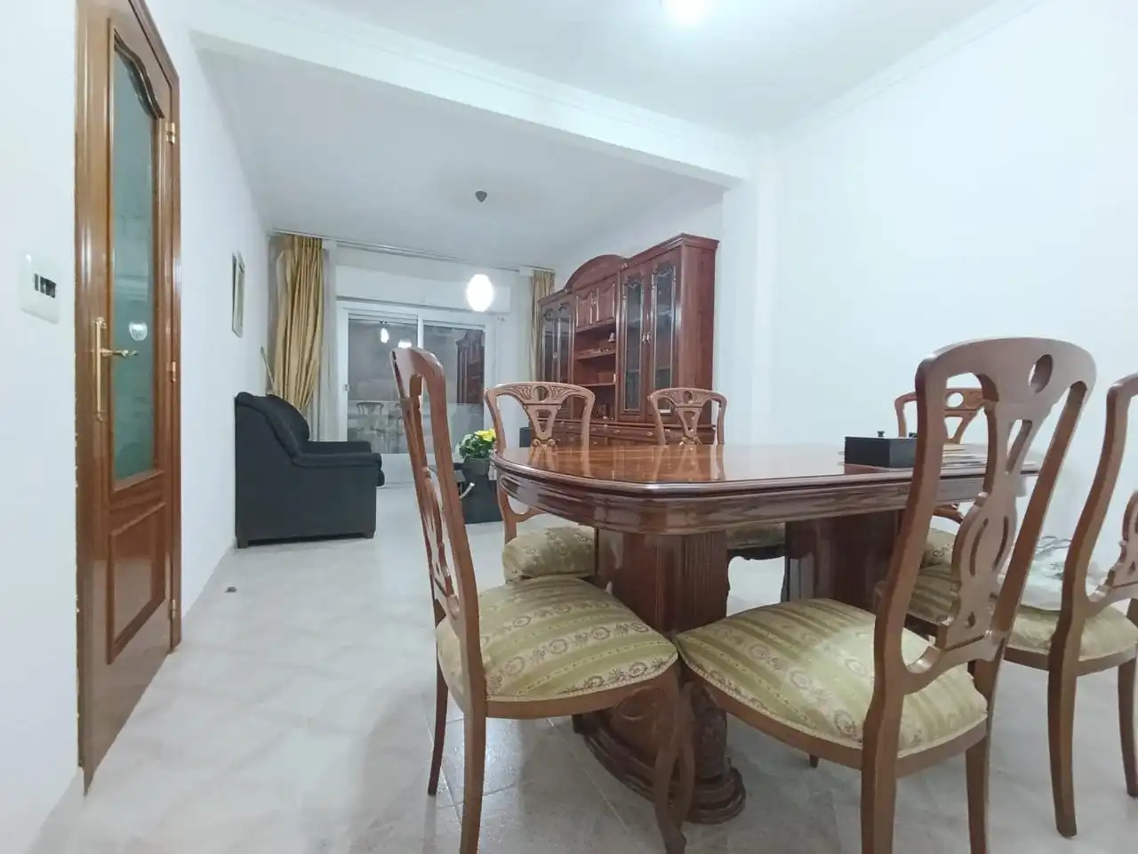 Esszimmer von Wohnung zur Miete in Onil