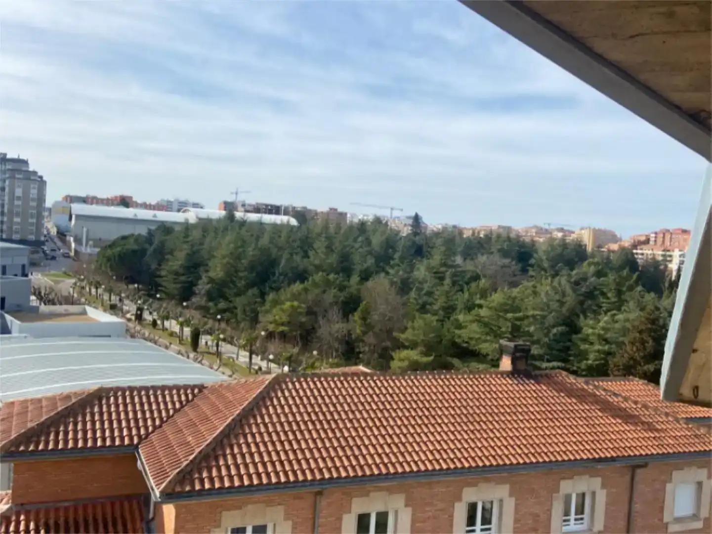 Vista exterior de Pis en venda en Soria Capital  amb Parquet, Traster i Balcó