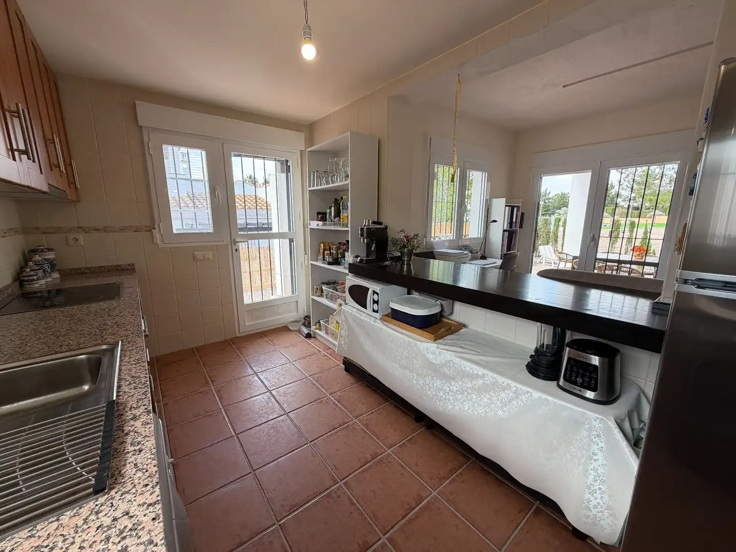 Cocina de Casa o chalet en venta en Fuente Álamo de Murcia con Aire acondicionado, Jardín privado y Terraza